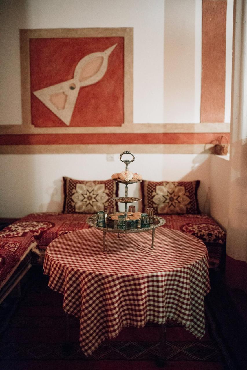 Tafsut Dades Guesthouse Stay With Locals Tamellalt  ภายนอก รูปภาพ