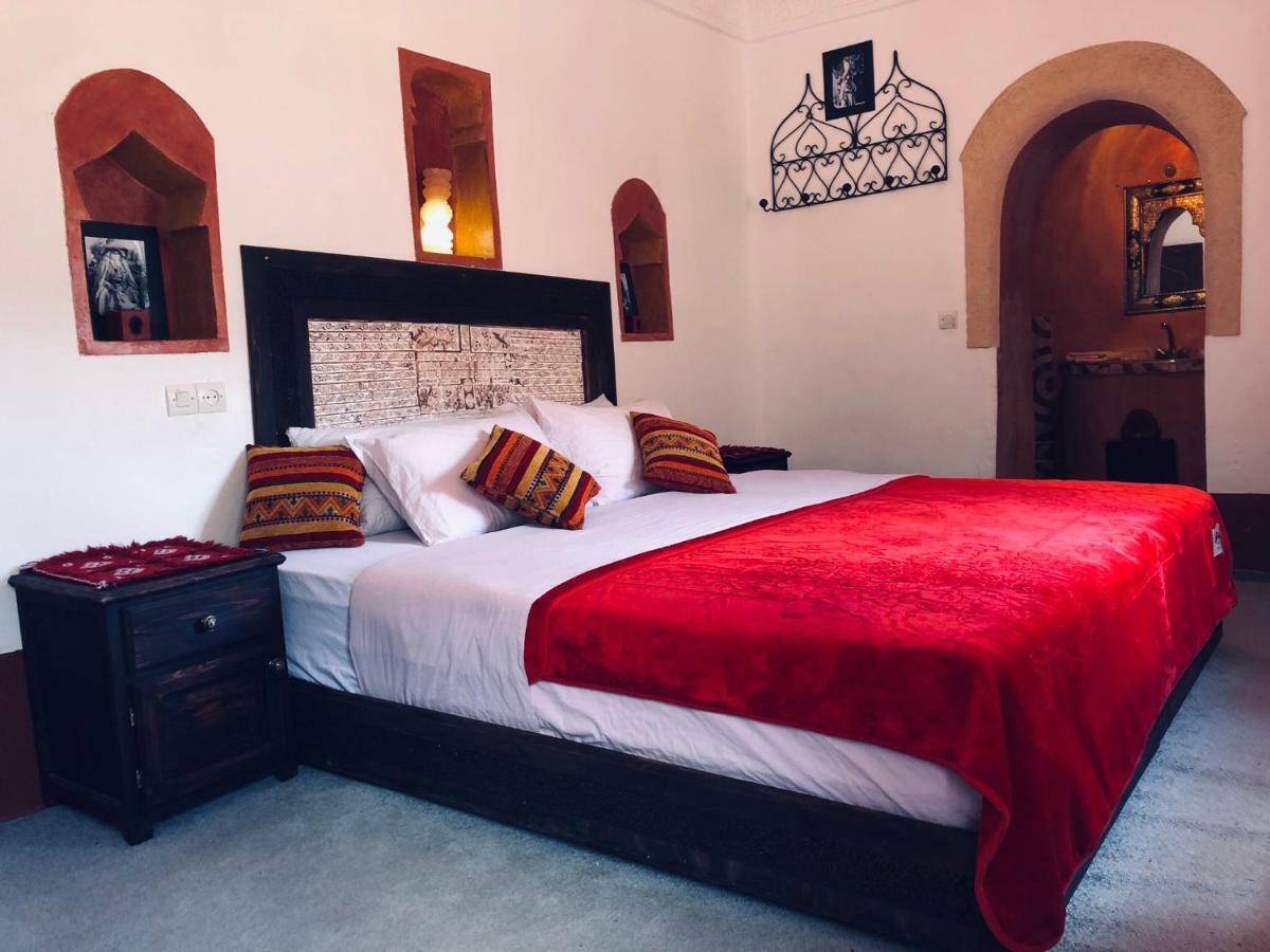 Tafsut Dades Guesthouse Stay With Locals Tamellalt  ภายนอก รูปภาพ